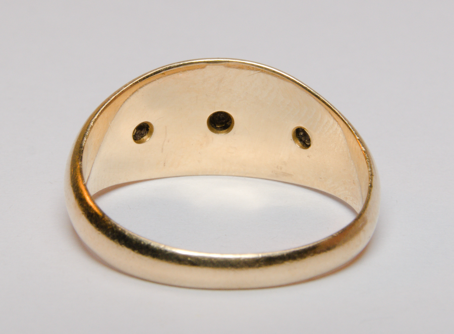 18ct Yellow Gold Diamond Gypsy Ring - 0.20ct - Size R - 4.98g