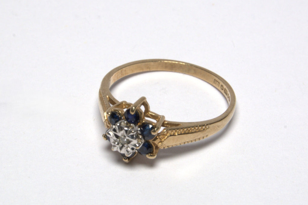 9ct Yellow Gold Diamond & Sapphire Ring - Size J - 1.38g