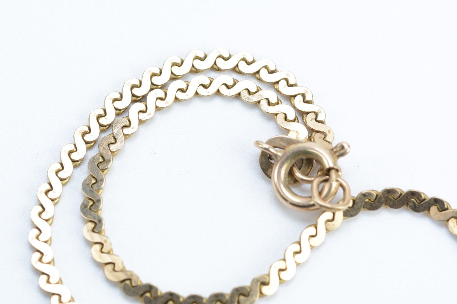 9ct Yellow Gold Serpentine Bracelet - 7" - 2.59g