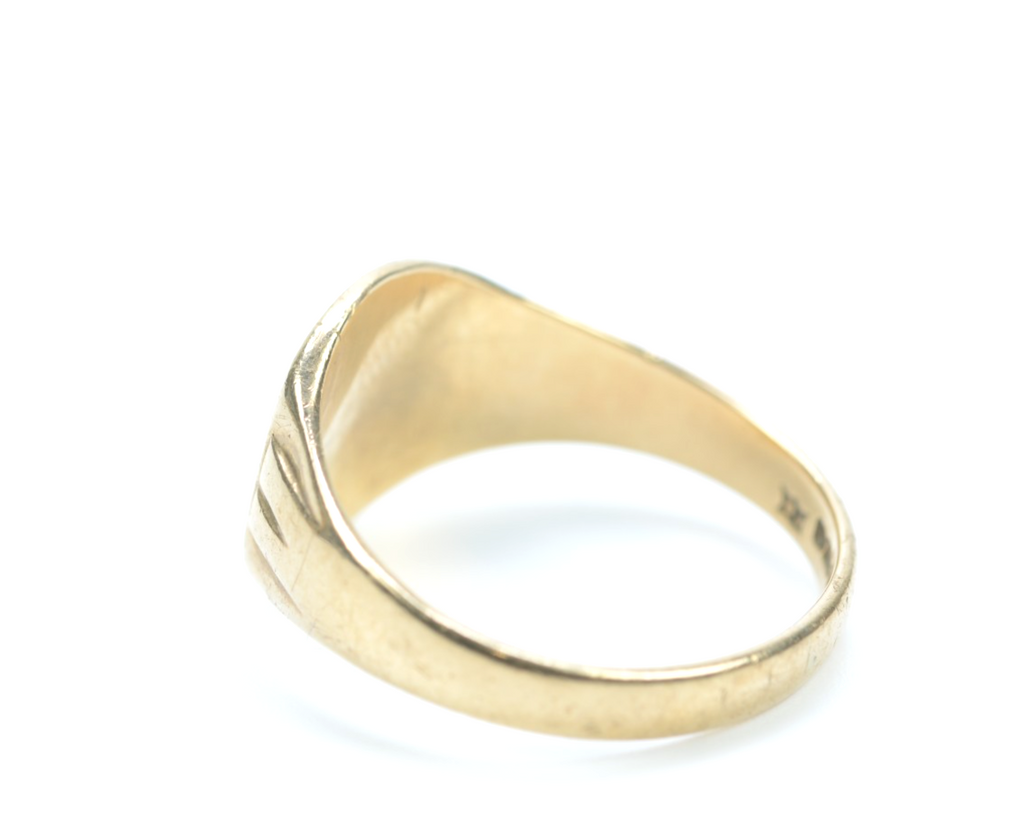 9ct Yellow Gold Blank Signet Ring - Size S - 4.37g