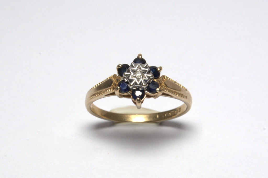 9ct Yellow Gold Diamond & Sapphire Ring - Size J - 1.38g