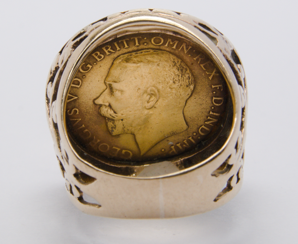 1911 Gold Half Sovereign & 9ct Ring Mount - Size J - 8.97g