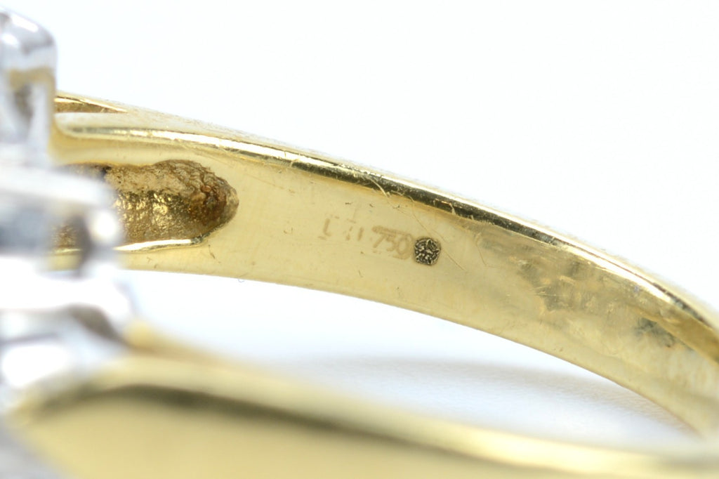 18ct Yellow Gold Brilliant & Baguette Diamond Ring - Size N - 6.16g - 2ct