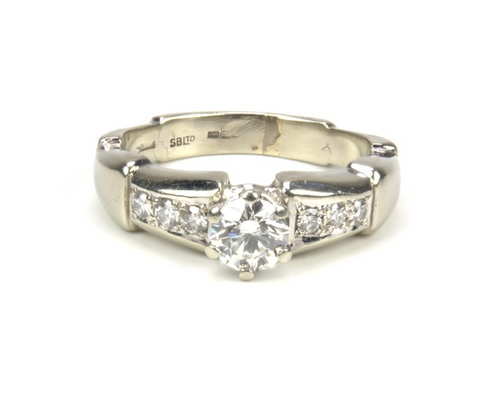 18ct White Gold & Diamond Ring - Size O - 0.70ct - 6.61g
