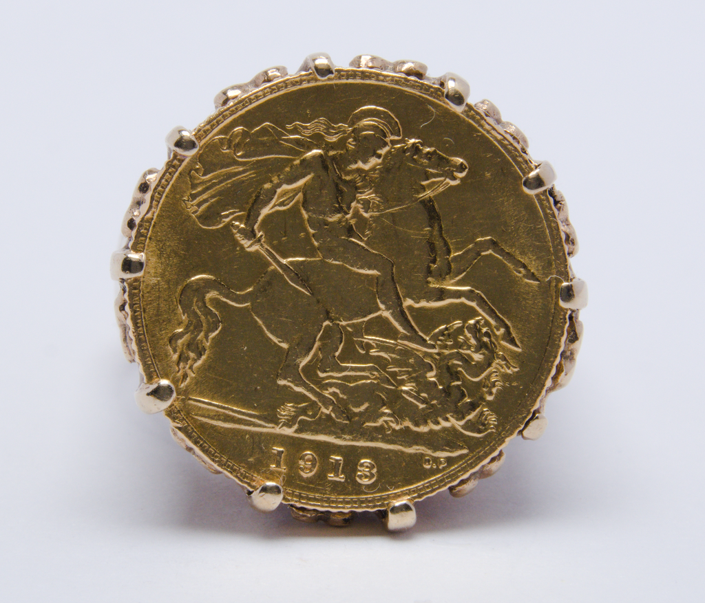 1913 Gold Half Sovereign & 9ct Ring Mount - Size P -  10.53g