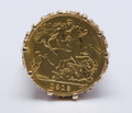 1913 Gold Half Sovereign & 9ct Ring Mount - Size P -  10.53g