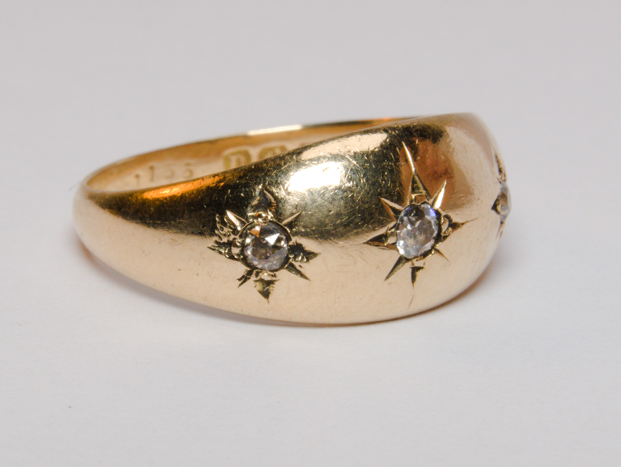 18ct Yellow Gold Diamond Gypsy Ring - 0.20ct - Size R - 4.98g