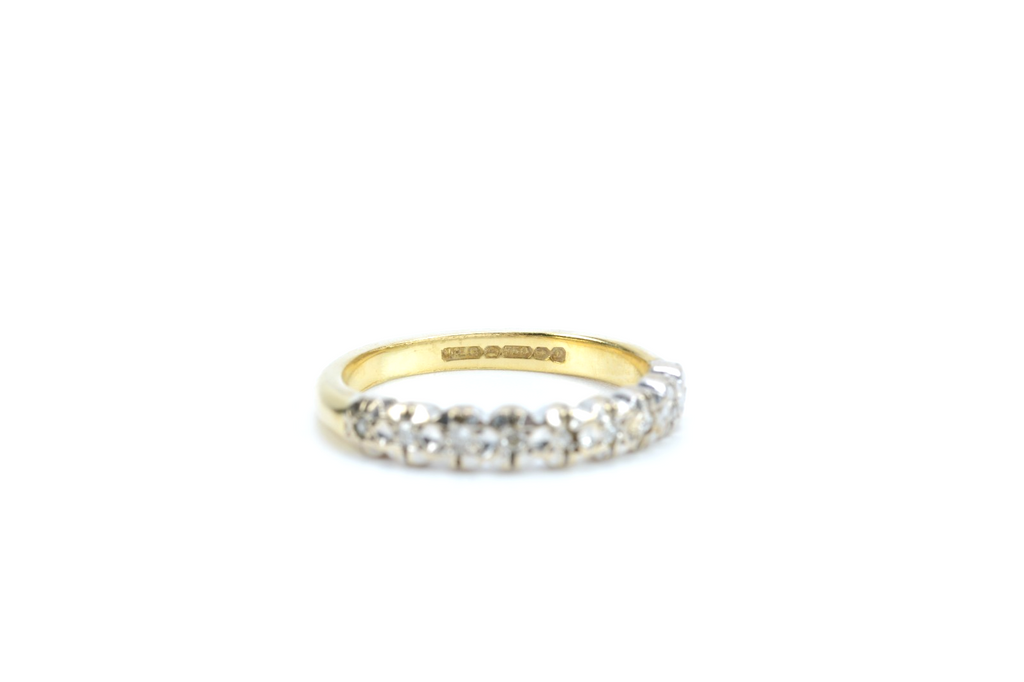 18ct Yellow Gold & Diamond Band Ring - Size J - 3.23g