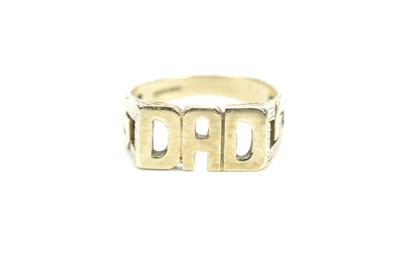 9ct Yellow Gold 'DAD' Ring - Size Q - 4 Grams