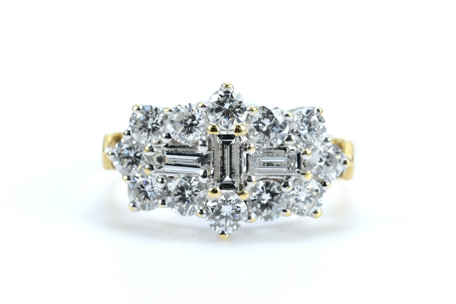 18ct Yellow Gold Brilliant & Baguette Diamond Ring - Size N - 6.16g - 2ct