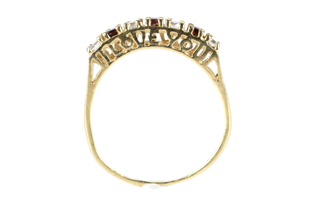 9ct Yellow Gold Band Ring 'I Love You' - Size K - 1.43g