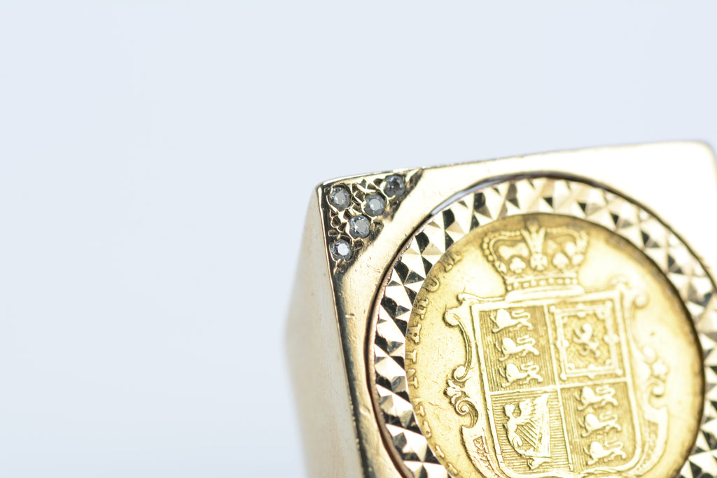 1849 Gold Half Sovereign Ring 9ct Mount - 5 CZ - Size M 1/2 - 12 Grams