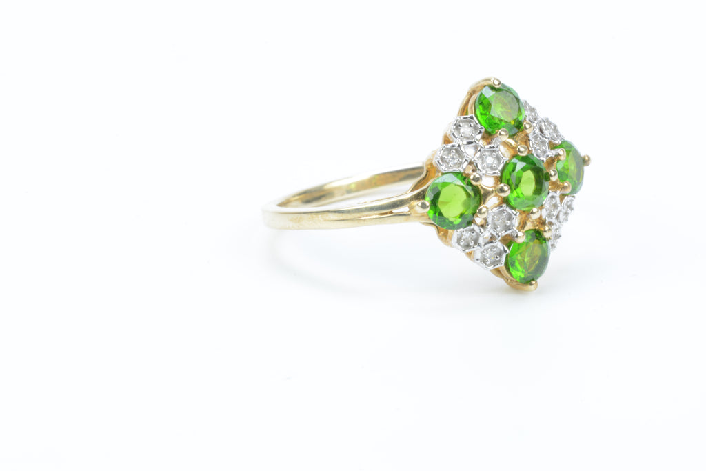 9ct Yellow Gold Ring - Aventurine & Spinel - Size S - 2.93g