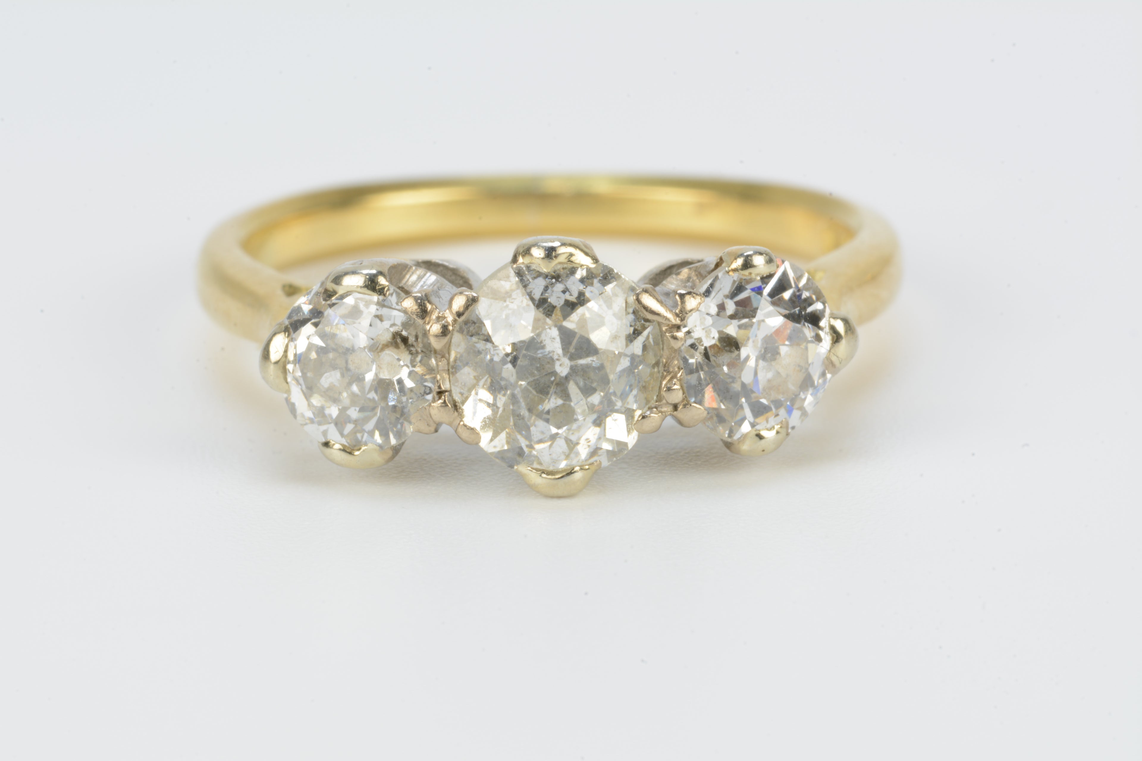 18ct Yellow & White Gold Diamond Ring - Size N - 1.9ct - 3.95g