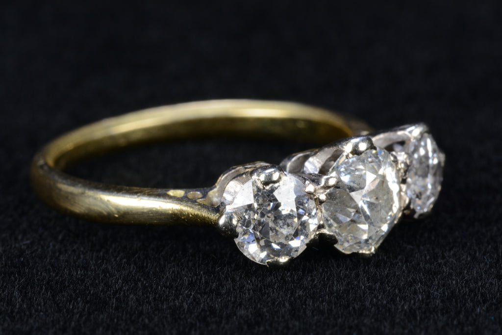 18ct Yellow & White Gold Diamond Ring - Size N - 1.9ct - 3.95g